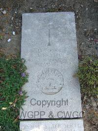 Boulogne Eastern Cemetery - Brandt, Albert