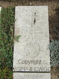 Boulogne Eastern Cemetery - Baensch, John Godfrey