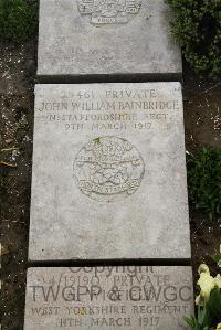 Boulogne Eastern Cemetery - Bainbridge, John William