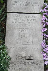 Boulogne Eastern Cemetery - Baker, Alfred