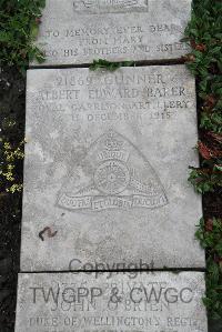 Boulogne Eastern Cemetery - Baker, Albert Edward