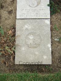 Boulogne Eastern Cemetery - Baker, Henry Herbert