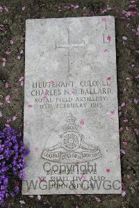 Boulogne Eastern Cemetery - Ballard, Charles Naesmyth Bruere