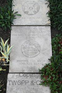 Boulogne Eastern Cemetery - Balshaw, Robert