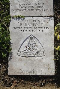 Boulogne Eastern Cemetery - Barfoot, Edward