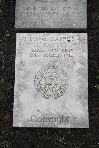 Boulogne Eastern Cemetery - Barker, J