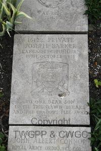 Boulogne Eastern Cemetery - Barker, Joseph