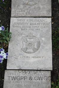 Boulogne Eastern Cemetery - Barneveld, Anthony