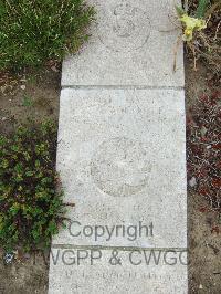 Boulogne Eastern Cemetery - Bartlett, Walter George