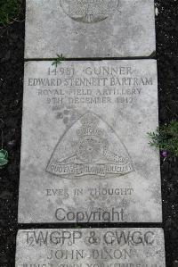 Boulogne Eastern Cemetery - Bartram, Edward Stennett