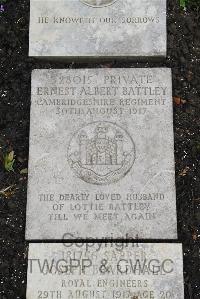 Boulogne Eastern Cemetery - Battley, Ernest Albert