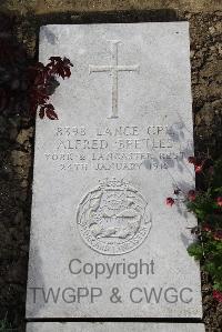 Boulogne Eastern Cemetery - Beetles, Alfred