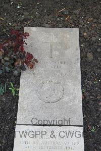 Boulogne Eastern Cemetery - Bell, E E