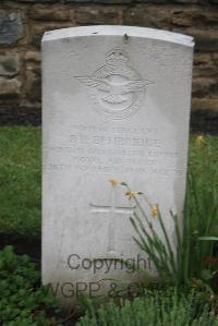 Boulogne Eastern Cemetery - Bembridge, Benjamin Leslie