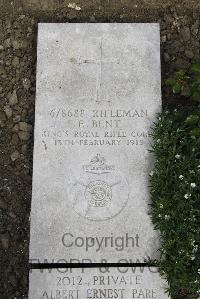 Boulogne Eastern Cemetery - Bent, E