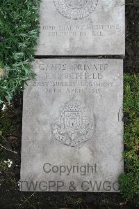 Boulogne Eastern Cemetery - Bethell, F C