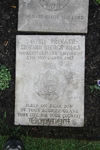 Boulogne Eastern Cemetery - Binks, Edward George