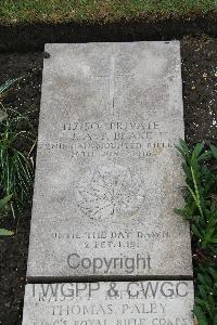 Boulogne Eastern Cemetery - Blake, John Archibald Temple