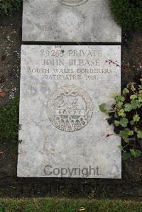 Boulogne Eastern Cemetery - Blease, John