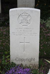 Boulogne Eastern Cemetery - Booth, Charles Aylmer