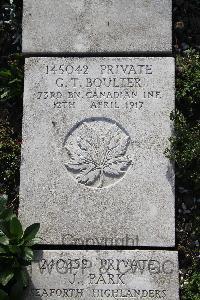 Boulogne Eastern Cemetery - Boulter, G T