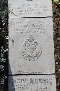 Boulogne Eastern Cemetery - Boyd, James