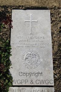 Boulogne Eastern Cemetery - Boyes, James