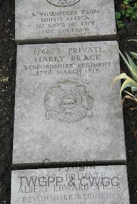 Boulogne Eastern Cemetery - Brace, Harry