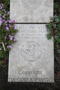 Boulogne Eastern Cemetery - Bradley, William George