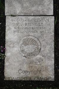 Boulogne Eastern Cemetery - Brindle, Frederick James