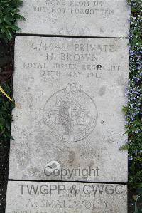 Boulogne Eastern Cemetery - Brown, H