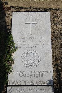 Boulogne Eastern Cemetery - Buck, Charles