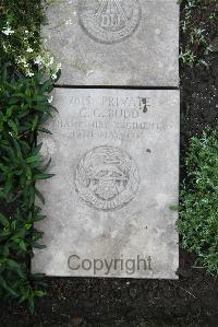 Boulogne Eastern Cemetery - Budd, C G