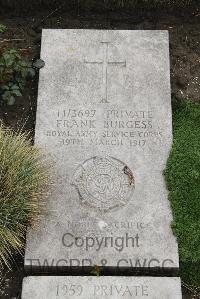 Boulogne Eastern Cemetery - Burgess, Frank