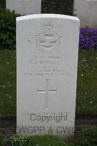 Boulogne Eastern Cemetery - Burleigh, Robert James