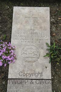 Boulogne Eastern Cemetery - Burrows, Harold