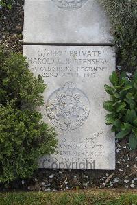 Boulogne Eastern Cemetery - Burtenshaw, Harold George