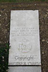 Boulogne Eastern Cemetery - Butler, Albert Edward