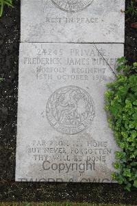 Boulogne Eastern Cemetery - Butler, Frederick James