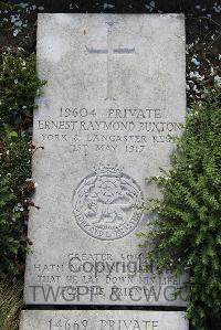 Boulogne Eastern Cemetery - Buxton, Ernest Raymond