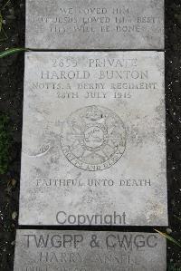 Boulogne Eastern Cemetery - Buxton, Harold