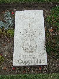 Boulogne Eastern Cemetery - Clements, Charles Edward