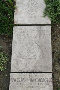 Boulogne Eastern Cemetery - Cattell, William Laurence