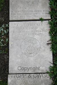 Boulogne Eastern Cemetery - Child, J