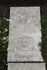 Boulogne Eastern Cemetery - Clare, Edwin