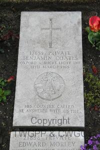 Boulogne Eastern Cemetery - Coates, Benjamin