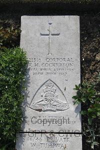 Boulogne Eastern Cemetery - Cockerton, William Henry