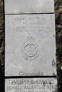 Boulogne Eastern Cemetery - Coe, W