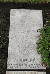 Boulogne Eastern Cemetery - Colgrave, C