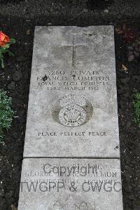 Boulogne Eastern Cemetery - Compton, Francis